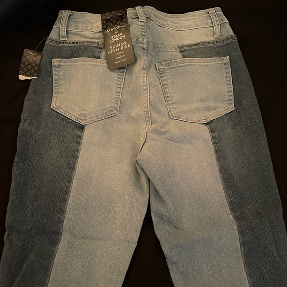 Skinny High Rise ankle length, two tone jeans! - Picture 2 of 4